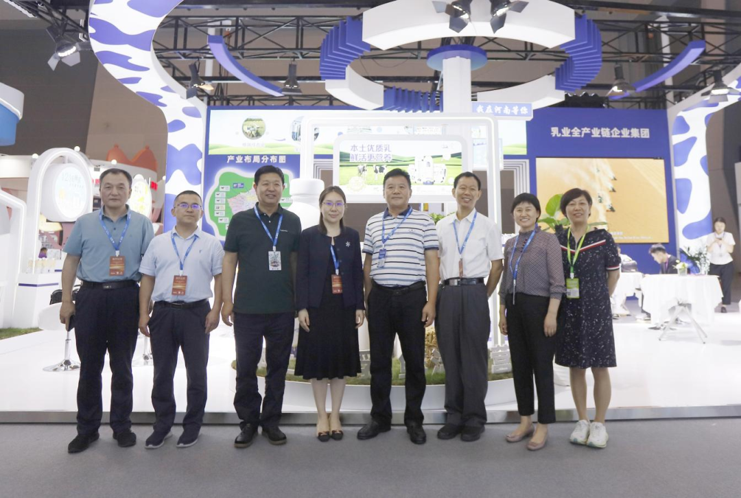 啟航新征程 點亮新賽道丨花花牛乳業(yè)集團參加第十四屆中國奶業(yè)大會暨D20峰會,榮獲“中國乳制品生產(chǎn)企業(yè)現(xiàn)代化等級5A級”評定殊榮 啟航新征程 點亮新賽道丨花花牛乳業(yè)集團參加第十四屆中國奶業(yè)大會暨D20峰會,榮獲“中國乳制品生產(chǎn)企業(yè)現(xiàn)代化等級5A級”評定殊榮