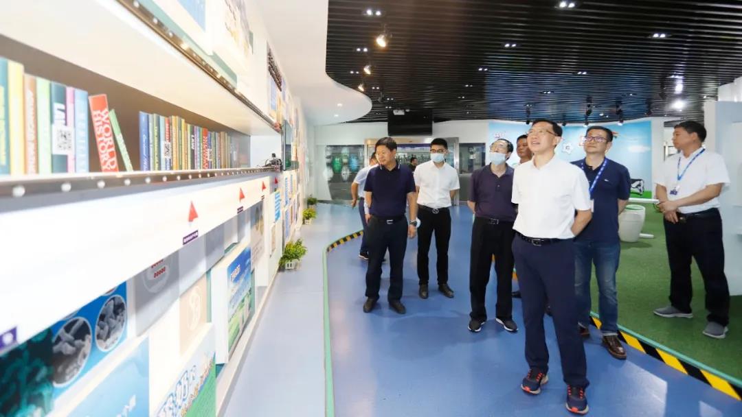 快訊 | 湖北省農業廳副廳長王海濤等領導一行蒞臨河南花花牛乳業集團參觀調研 快訊 | 湖北省農業廳副廳長王海濤等領導一行蒞臨河南花花牛乳業集團參觀調研