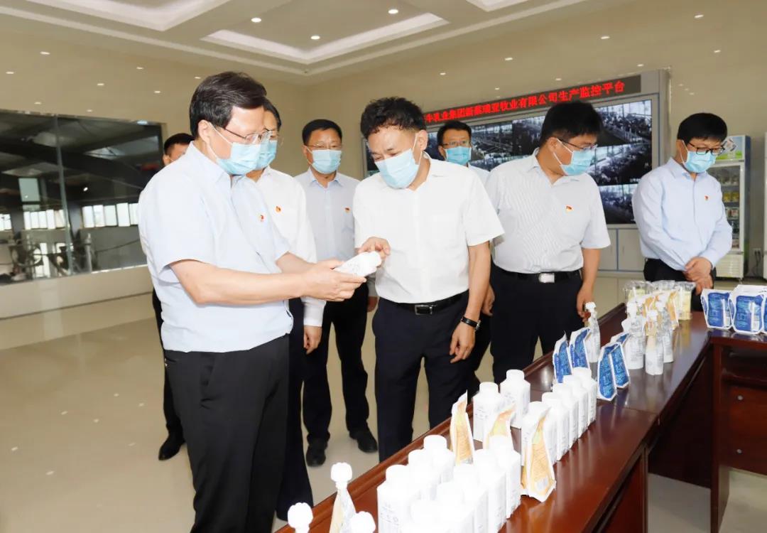 快訊 | 河南省委常委、省紀委書記、省監委主任任正曉蒞臨花花牛乳業集團新蔡瑞亞牧場調研 快訊 | 河南省委常委、省紀委書記、省監委主任任正曉蒞臨花花牛乳業集團新蔡瑞亞牧場調研