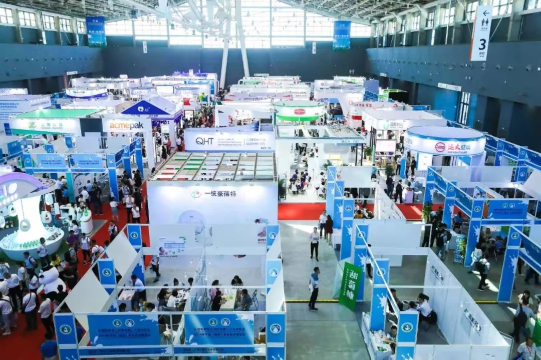 中國(guó)乳制品工業(yè)協(xié)會(huì)第二十五次年會(huì)召開(kāi)！花花牛總裁董碩峰獲“振興乳業(yè)領(lǐng)軍人”榮譽(yù)稱(chēng)號(hào)