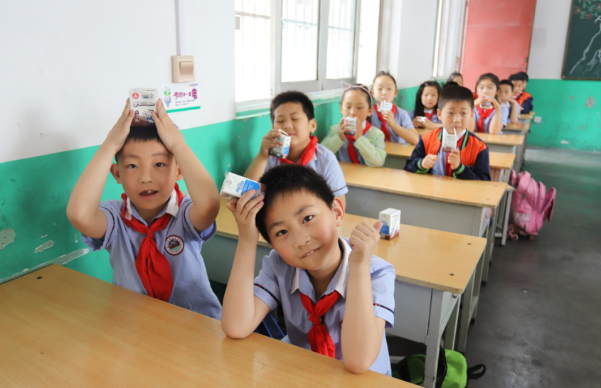 花花牛|六一關愛兒童，讓愛灑滿人間