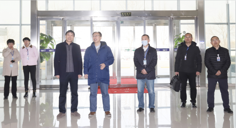 花花牛丨東北農(nóng)大食品學(xué)院院長、中原食品實(shí)驗室首席科學(xué)家姜毓君教授蒞臨花花牛乳業(yè)集團(tuán)調(diào)研